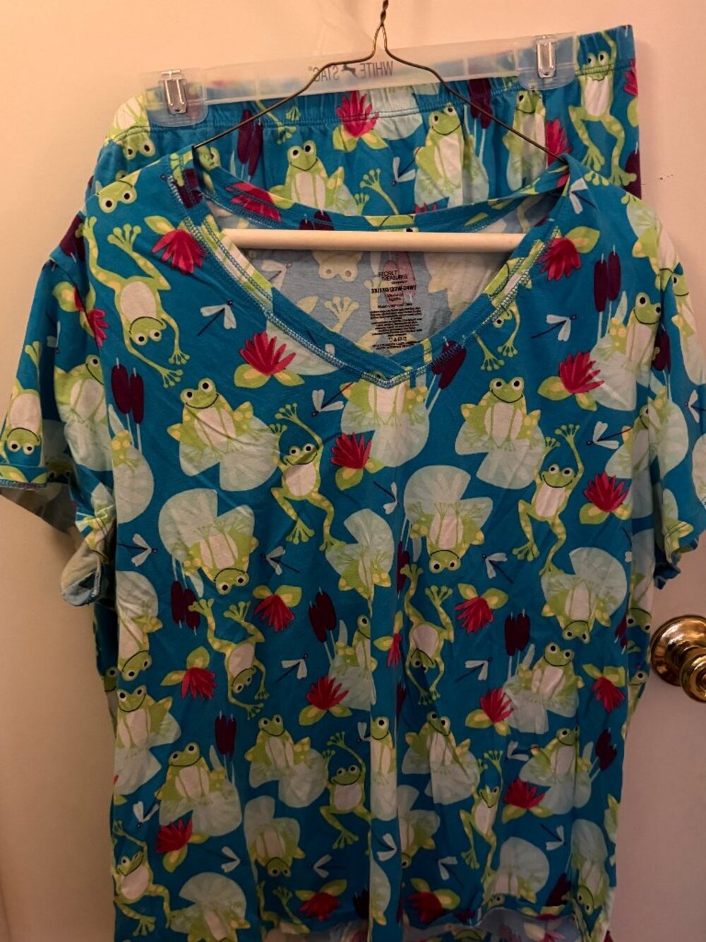 Secret Treasures Frog PJs W 3X